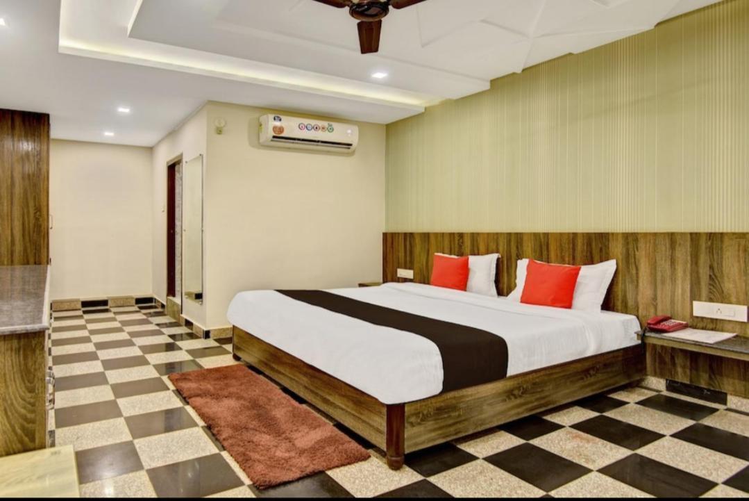 Citi Club Hotel Kanpur Exterior foto