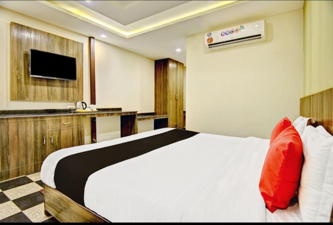 Citi Club Hotel Kanpur Exterior foto