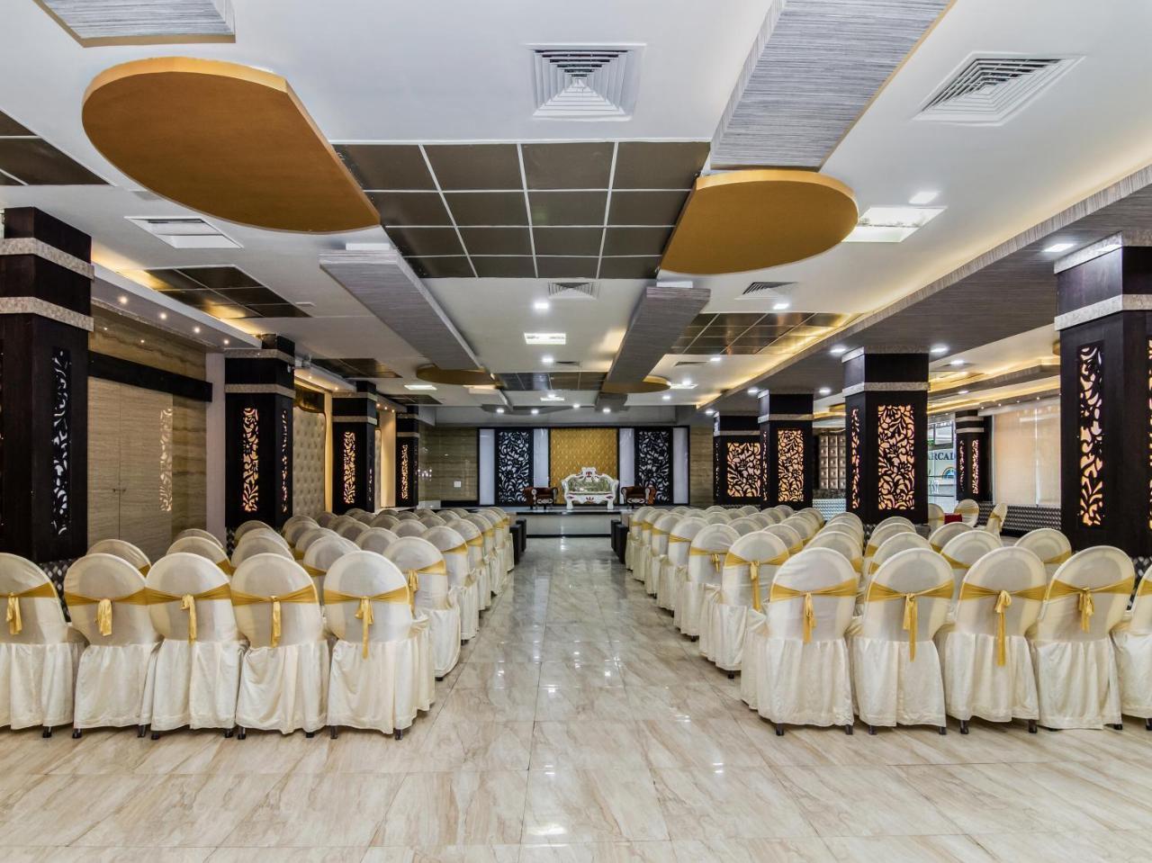 Citi Club Hotel Kanpur Exterior foto